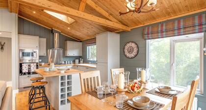 2 bedroom accommodation in Lauder