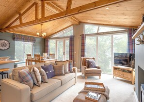 Living area - 1 bedroom accommodation in Lauder (Lauder)