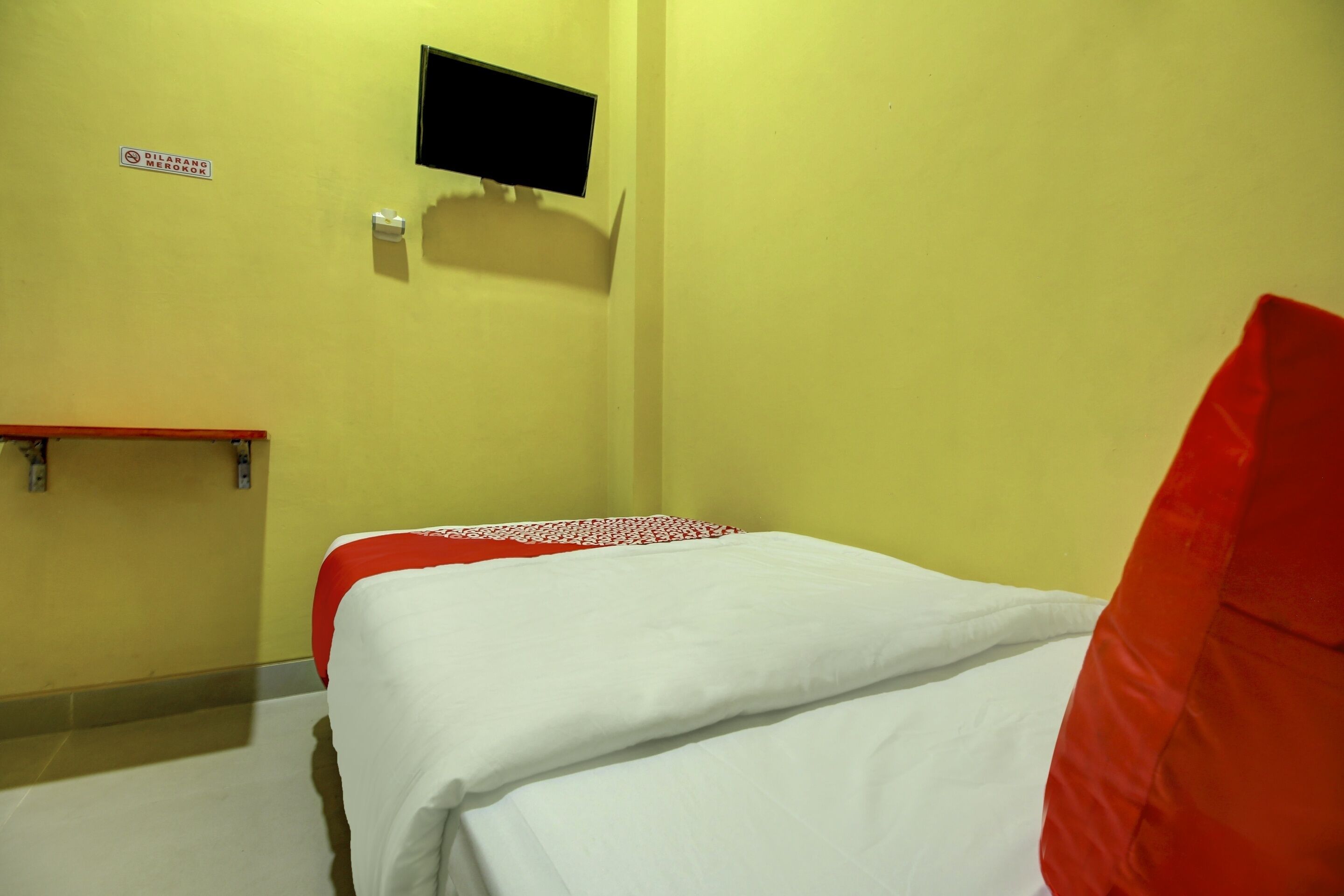 Photo - OYO 90224 Palembang Residence
