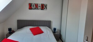 3 chambres, fer et planche à repasser, Wi-Fi gratuit