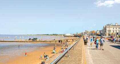 12ft-wide well appointed caravan with one double and one twin.