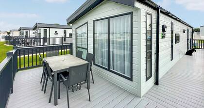 Astoria Caravan Pet Friendly Decking