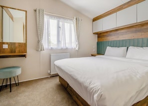 Room - Platinum 6 berth Caravan (2 bed) (Mablethorpe)