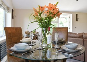 Dining - 1 bedroom accommodation in Allithwaite (Allithwaite)