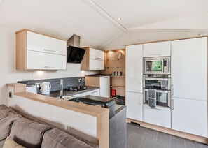 Fridge, oven, stovetop, toaster