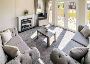 TV - 2 bedroom accommodation in Tunstall, Nr Hull (Tunstall, Nr Hull)