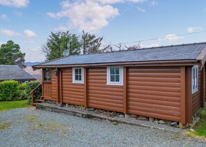 Exterior - 2 bedroom accommodation in Blaenau Ffestiniog (Blaenau Ffestiniog)