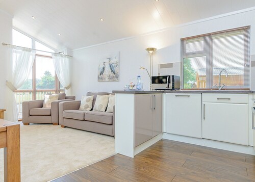 2 bedroom accommodation in Narberth, Nr Tenby