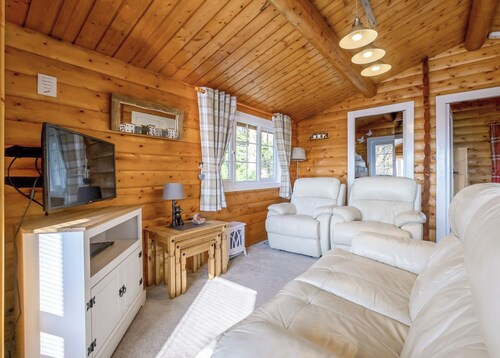 2 bedroom accommodation in Blaenau Ffestiniog