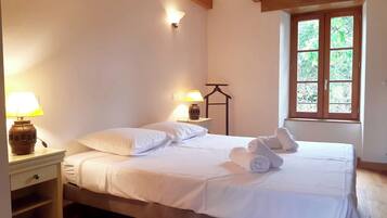 4 soverom, strykejern/-brett, reiseseng for barn og wi-fi (inkludert)