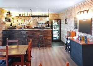 بار (في المنشاة)