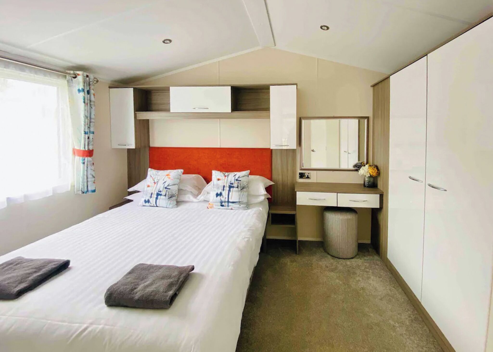 2 Bedroom Accommodation In Carnforth - Kirkby Lonsdale