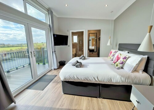 Avon Forest Pet Friendly Lodge