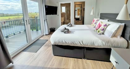 Avon Forest Pet Friendly Lodge