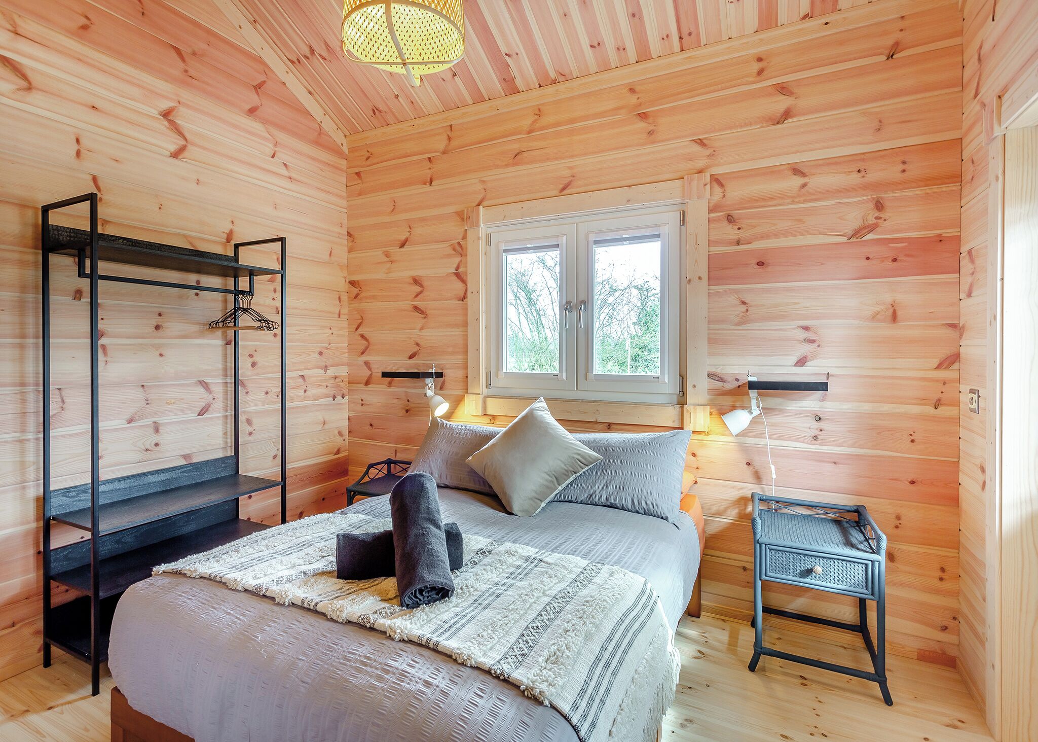 2 bedrooms