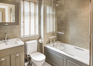Bathroom - 1 bedroom accommodation in Lauder (Lauder)