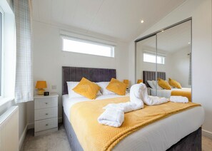 2 bedrooms
