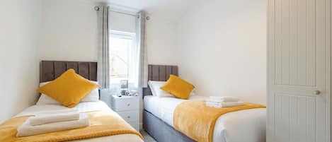 2 bedrooms