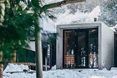 TSUJI OOOKAConcrete SAUNA CUBERU / Nagano Nagano