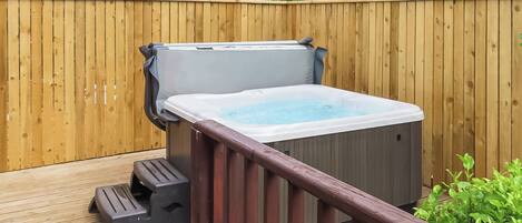 Baignoire à remous extérieure