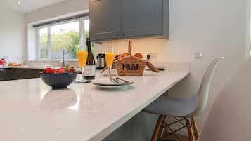 Fridge, dishwasher, electric kettle, toaster