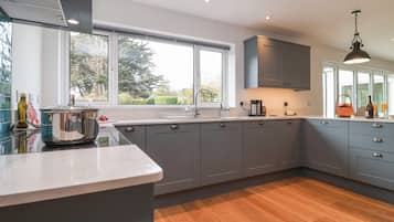 Fridge, dishwasher, electric kettle, toaster