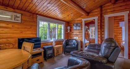 1 bedroom accommodation in Blaenau Ffestiniog