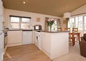 Fridge, oven, stovetop, dishwasher - Great location and well-equipped lodge set in mature and beautiful gardens. (Narberth, Nr Tenby)