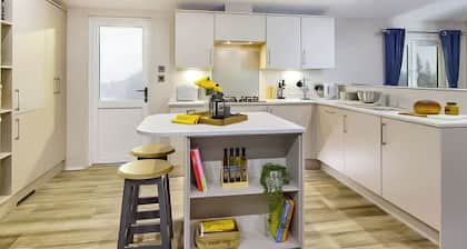 Platinum Lakeview Lodge Sleeps 8