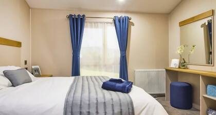 Platinum Lakeview Lodge Sleeps 8