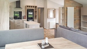 Unclassified image, 2 of 10, button - Platinum 3 Bed Lodge (Pet) (Roman Bank, Skegness)