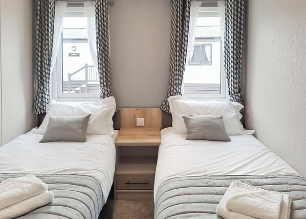 3 bedrooms, WiFi (free) - Platinum 3 Bed Lodge (Pet) (Roman Bank, Skegness)