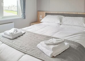 3 bedrooms, Internet - Platinum 3 Bed Lodge (Pet) (Roman Bank, Skegness)
