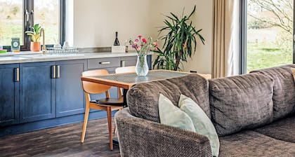 2 bedroom accommodation in Old Buckenham