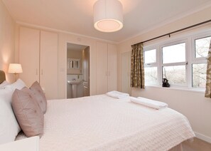 2 bedrooms, free WiFi