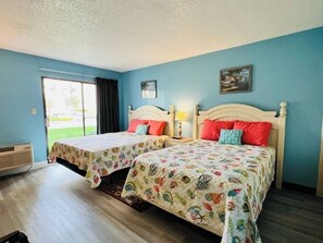 1 chambre, fer et planche à repasser, Wi-Fi, draps fournis