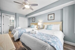 3 عدّة غرف نوم ومكواة/لوح كي وواي فاي وملاءات أسرّة