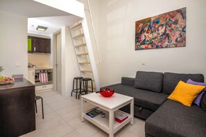 Living area - VIVIAN Art Apartments (Rethymno)