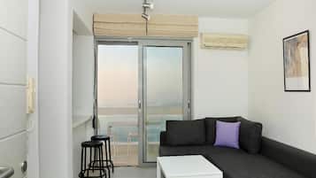 Double Sea View | Individually decorated, individually furnished, soundproofing, free WiFi