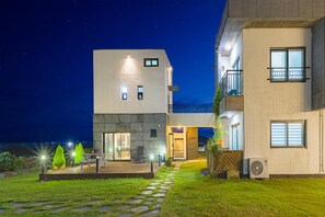 Exterior - Jeju Gosanirang Pension (Jeju City)