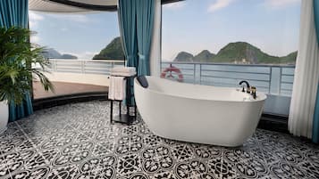Suite Grand, 1 cama King size, Terraza, vista al mar | Vista desde la habitación