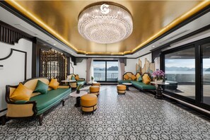 Lobby - Catherine Cruises (Ha Long)