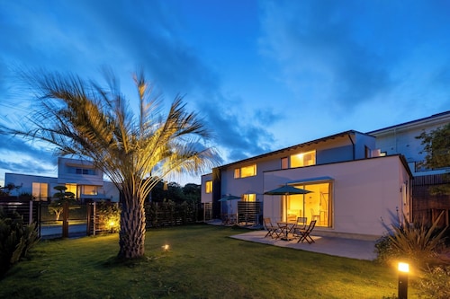 Villa with 500m2 natural grass garden and BQ terrace Dogs are very welcome / Choseigun Chiba