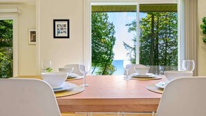 Dining - Lake Michigan Cabin · Private Shoreline (Sturgeon Bay)