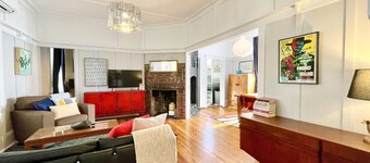 Barton Cottage - 3 Bedroom, 1.5 Bathroom, A/C, Bath, Pet-Friendly, Accessible