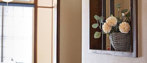 2 sovrum, skrivbord, gratis wi-fi och sängkläder