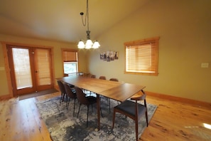 Dining - Large Teton Family Home w/Hot Tub + Pool Table (Driggs)