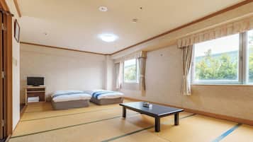 1 bedroom, desk, free WiFi, bed sheets