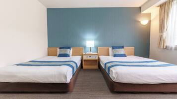 1 bedroom, desk, free WiFi, bed sheets