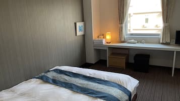 1 bedroom, desk, free WiFi, bed sheets